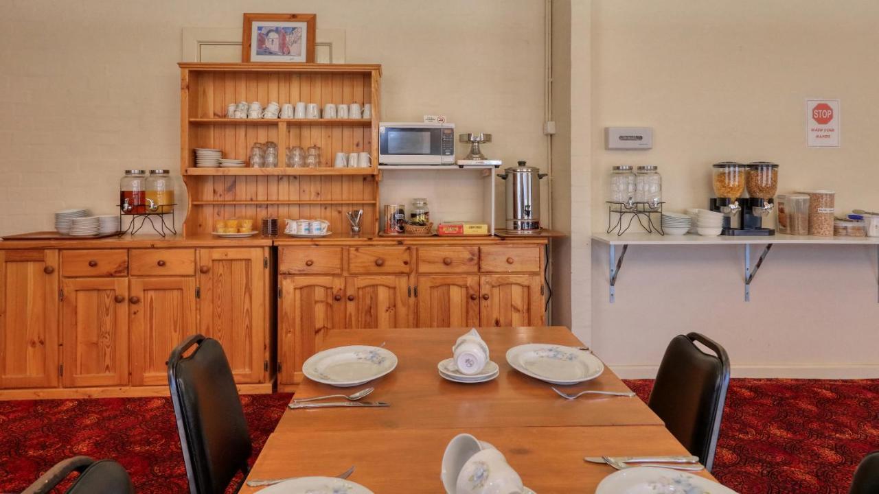 Bishops Lodge Narrandera Exterior foto